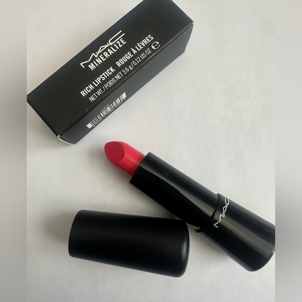 Mac mineralize lipstick